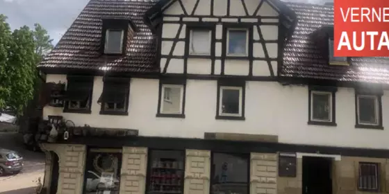 Look at Das Haus der Mitte / Autarkes Haus wie ein Baum